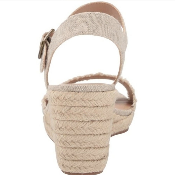 Lucky Brand Spring/Summer Sandals (New in Box) - Picture 10 of 10